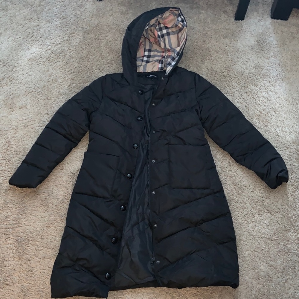 Black puffer winter coat